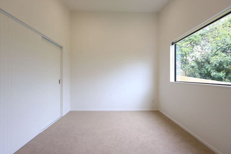 Photo of property in 5/25 Hutchinson Avenue, New Lynn, Auckland, 0600