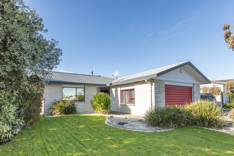Photo of property in 14 Legorne Lane, Havelock North, 4130