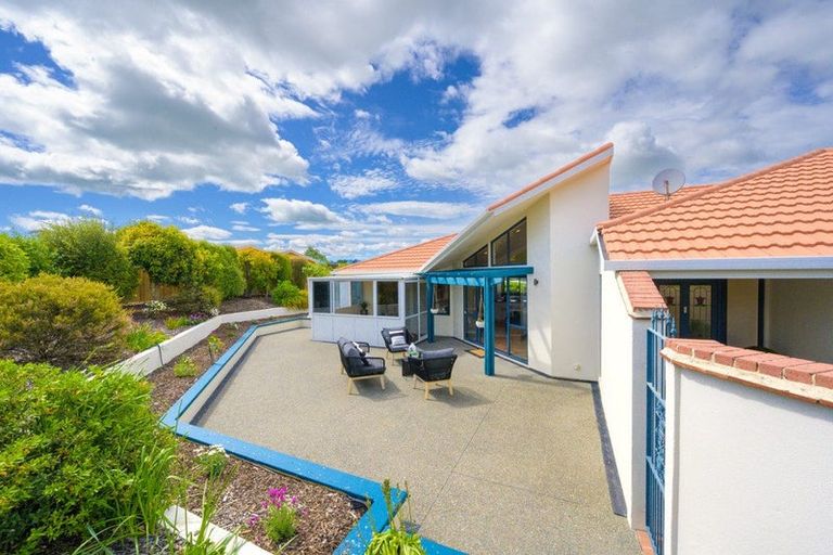 Photo of property in 6 Coutts Place, Mapua, 7005