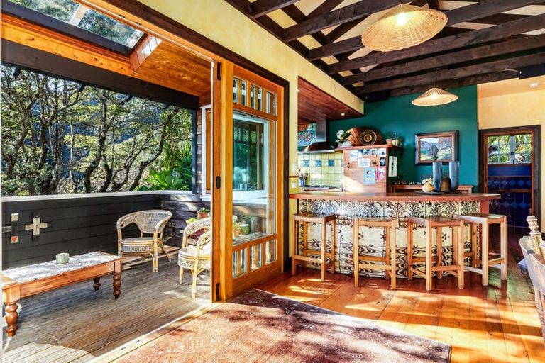 Photo of property in 17 Korimako Road, Days Bay, Lower Hutt, 5013
