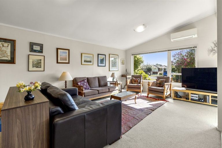 Photo of property in 1/24 Byron Avenue, Takapuna, Auckland, 0622