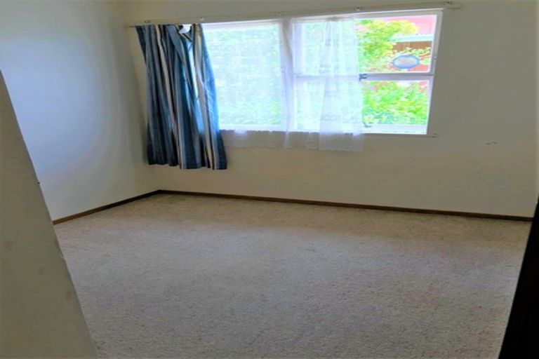 Photo of property in 2/462 Hillsborough Road, Mount Roskill, Auckland, 1041