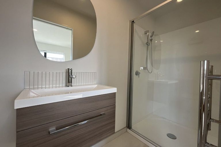 Photo of property in 4/107 Smith Street, Woolston, 8062