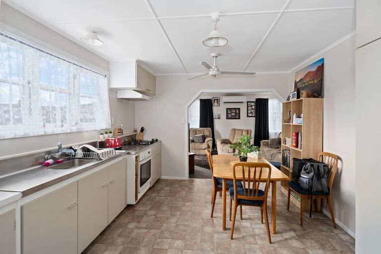 Photo of property in 6 Linton Place, Tokoroa, 3420