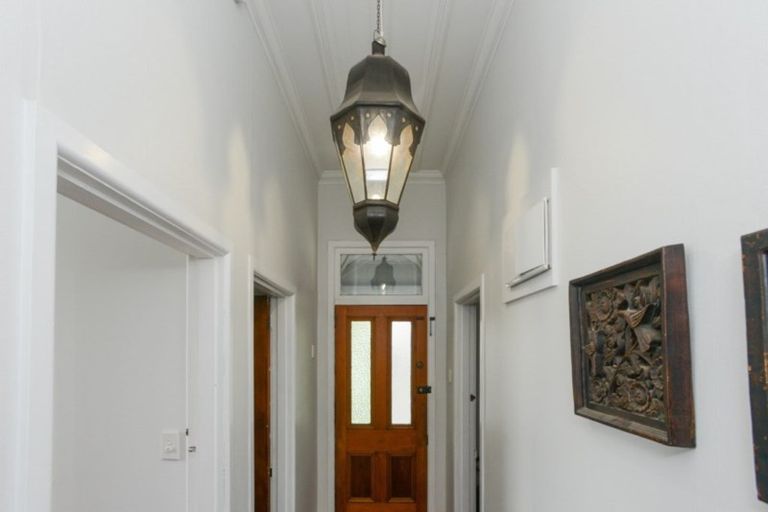 Photo of property in 3 Paradise Road, Napier South, Napier, 4110