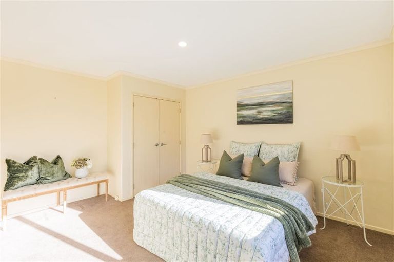 Photo of property in 16 Milbrook Place, Chartwell, Hamilton, 3210