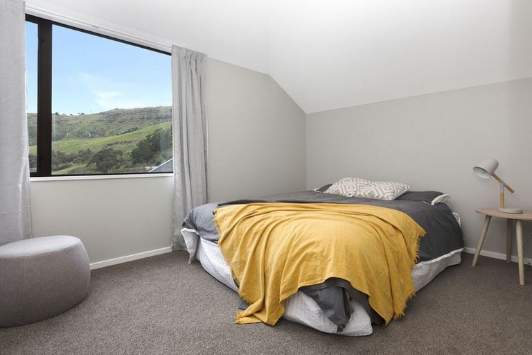 Photo of property in 14 Heathvale Place, Heathcote Valley, Christchurch, 8022