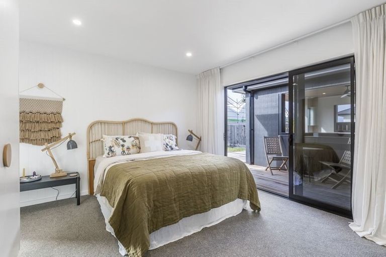 Photo of property in 3 Hampton Mews, Snells Beach, 0920