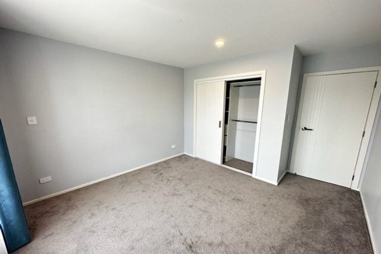 Photo of property in 35 Johns Creek Crescent, Silverdale, 0932