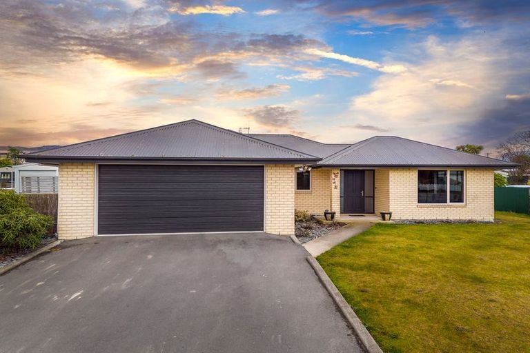 Photo of property in 8 Studholme Street, Waimate, 7924