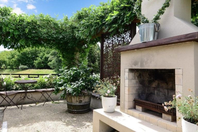 Photo of property in 105 Rosebanks Drive, Tamahere, Hamilton, 3283