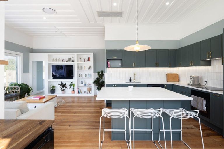 Photo of property in 114 Victoria Street, Cambridge, 3434