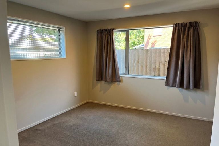Photo of property in 9/190 Lincoln Road, Addington, Christchurch, 8024