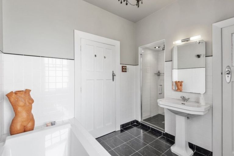 Photo of property in 22 Wai-iti Terrace, Burnside, Christchurch, 8053