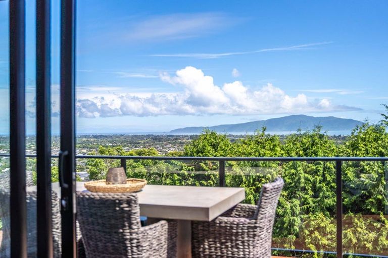 Photo of property in 6 Wilson Way, Waikanae, 5036