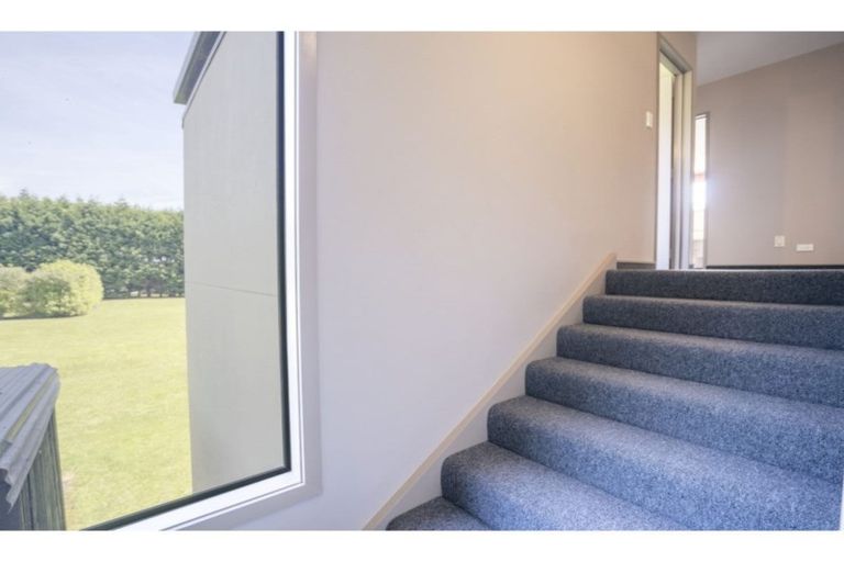 Photo of property in 5 Raeburn Avenue, Otatara, Invercargill, 9879