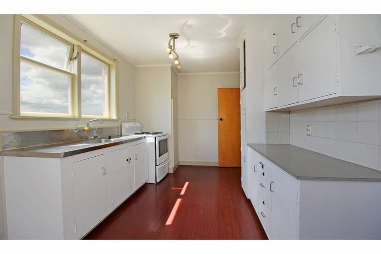 Photo of property in 69 Arimu Road, Papakura, 2110