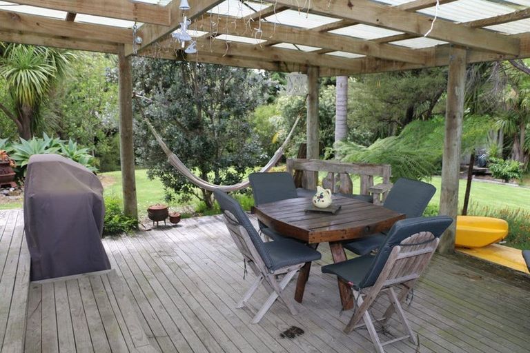 Photo of property in 1147 Kaiwaka-mangawhai Road, Mangawhai, 0975