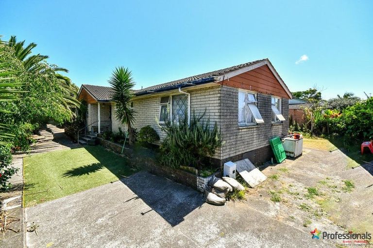 Photo of property in 1 Cardrona Place, Favona, Auckland, 2024
