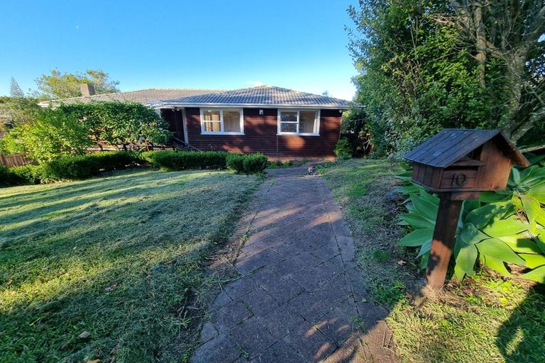Photo of property in 10 Linley Place, Hillcrest, Auckland, 0627