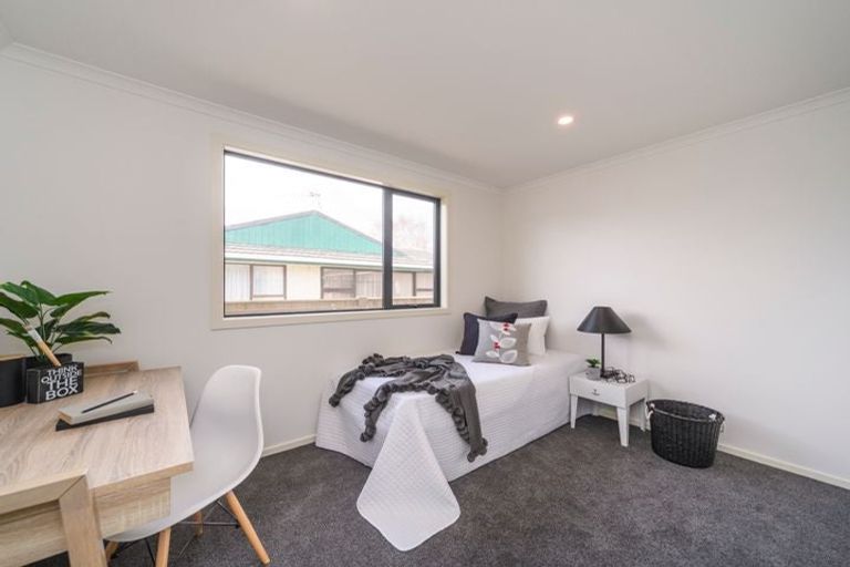 Photo of property in 20a Humphries Place, Awapuni, Palmerston North, 4412
