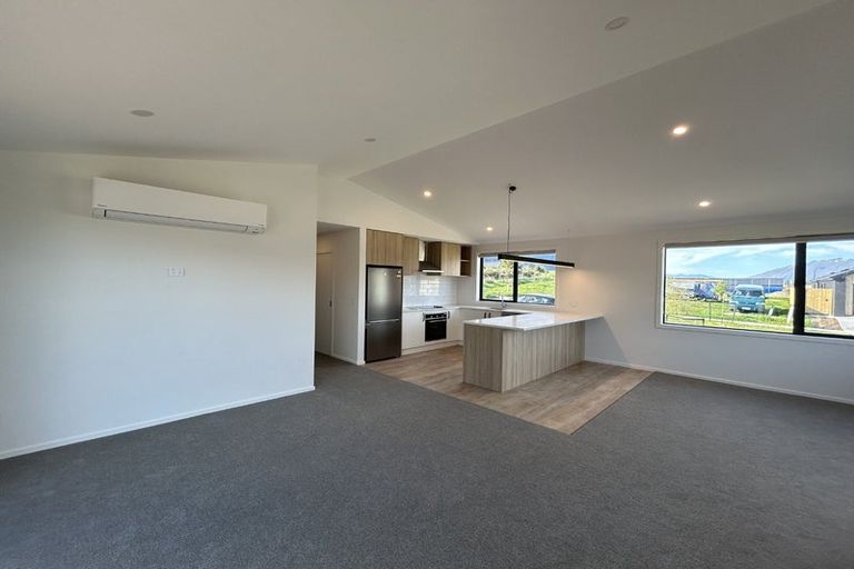 Photo of property in 47 Forage Road, Jacks Point, 9371