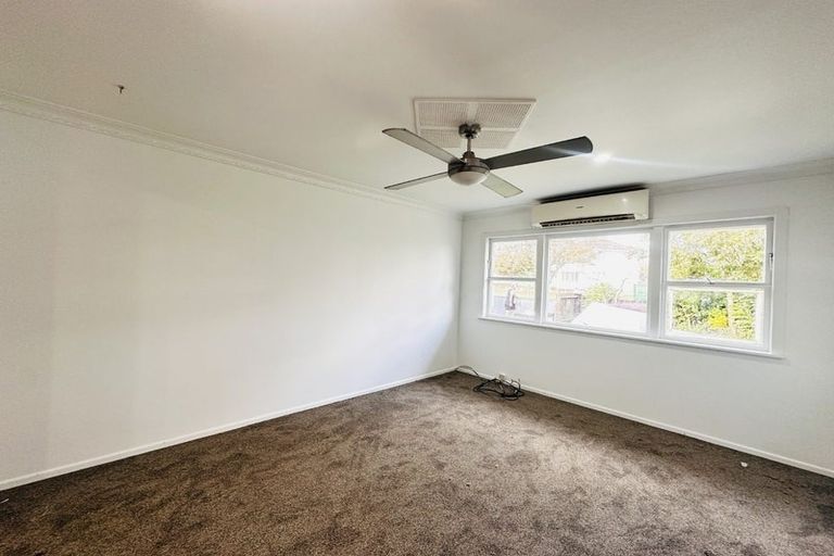 Photo of property in 118 Porchester Road, Papakura, 2110
