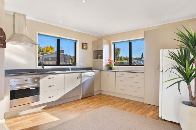 Photo of property in 14 Schaumann Street, Alexandra, 9320