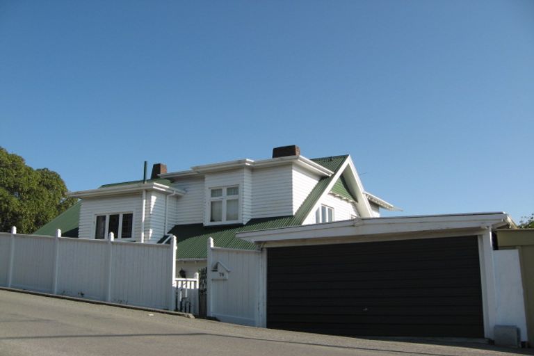 Photo of property in 76 Dyers Pass Road, Cashmere, Christchurch, 8022