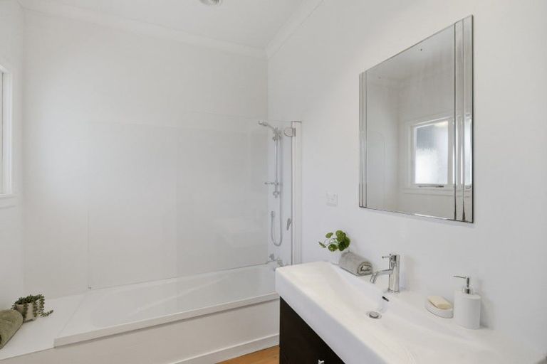 Photo of property in 1a Millward Street, Whanganui East, Whanganui, 4500