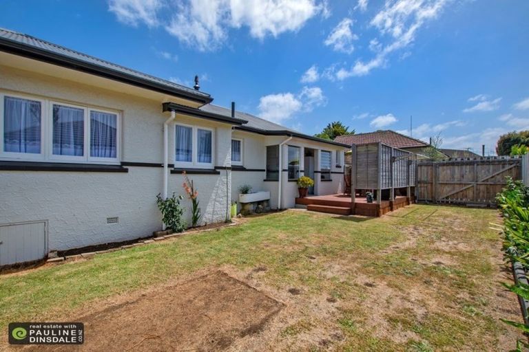 Photo of property in 12 Cairnfield Road, Kensington, Whangarei, 0112