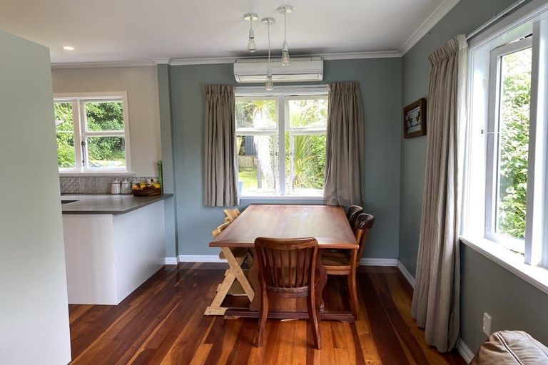 Photo of property in 44 Richmond Avenue, Karori, Wellington, 6012