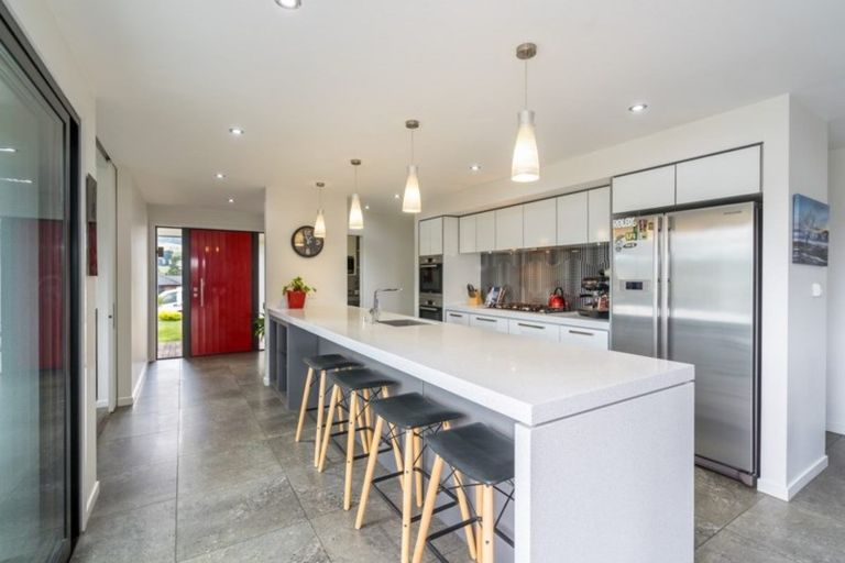 Photo of property in 64 Severn Street, Green Island, Dunedin, 9018