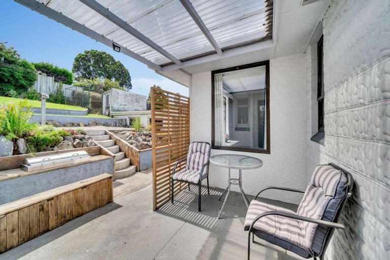 Photo of property in 54 Waldron Crescent, Green Island, Dunedin, 9018