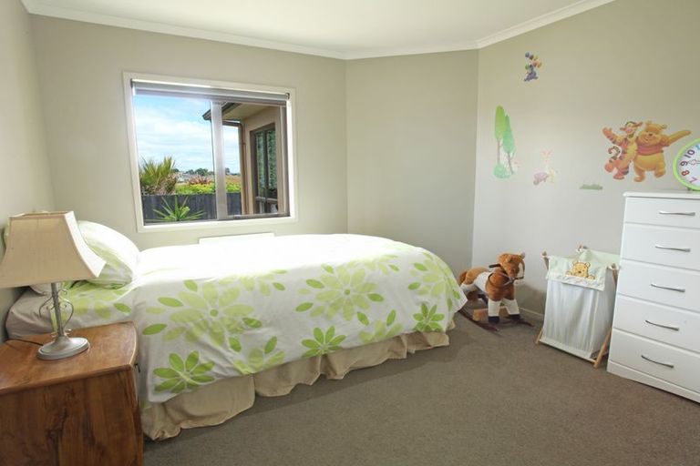 Photo of property in 20a Baverstock Road, Nawton, Hamilton, 3200