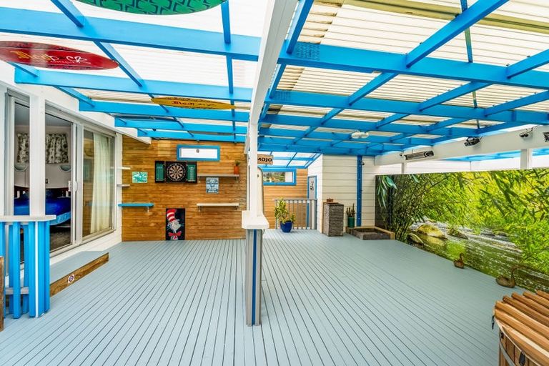 Photo of property in 118 Aberdeen Place, Whangamata, 3620