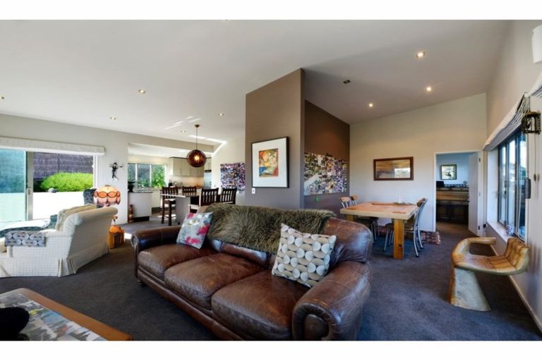 Photo of property in 355 Princes Drive, Britannia Heights, Nelson, 7010