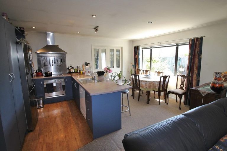 Photo of property in 112 Shields Street, Clyde, 9330