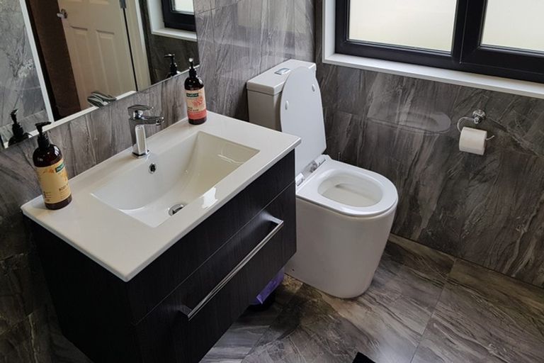 Photo of property in 71 Hokonui Drive, Gore, 9710