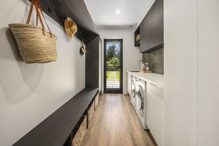 Photo of property in 11 Lochridge Drive, Kinloch, 3377