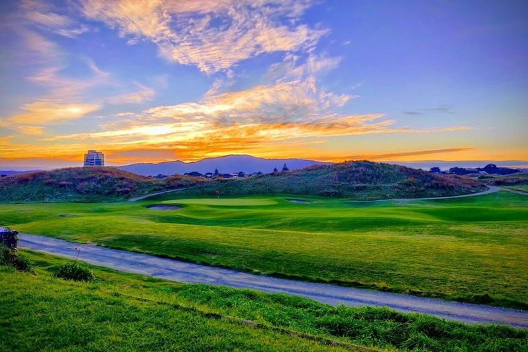 Photo of property in 15 Eatwell Avenue, Paraparaumu Beach, Paraparaumu, 5032