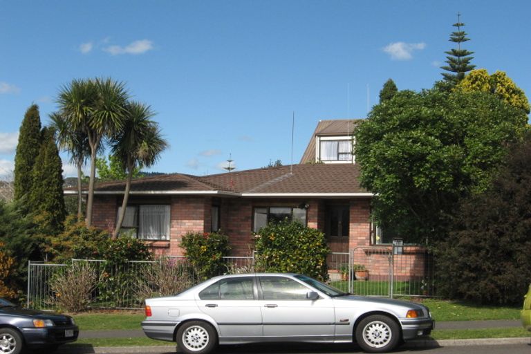 Photo of property in 18 Esmeralda Street, Welcome Bay, Tauranga, 3112