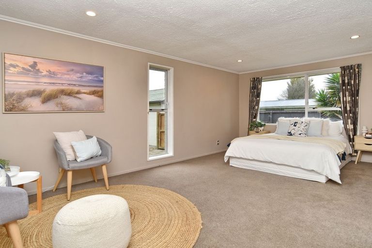 Photo of property in 56 Wingate Street, Redwood, Christchurch, 8051