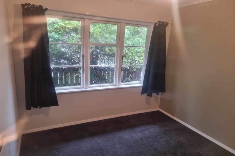 Photo of property in 24 Routley Crescent, Elderslea, Upper Hutt, 5018