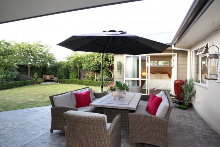 Photo of property in 3 Elizabeth Place, Clive, 4102