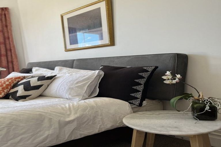 Photo of property in 2/24 West End Road, Herne Bay, Auckland, 1022