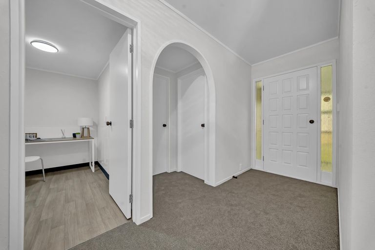 Photo of property in 7 Catania Place, Conifer Grove, Takanini, 2112