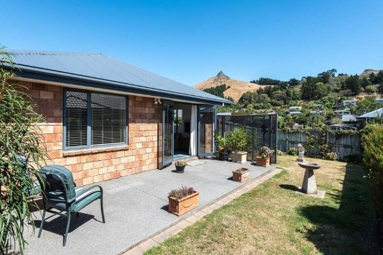 Photo of property in 19 Hamlet Lane, Heathcote Valley, Christchurch, 8022