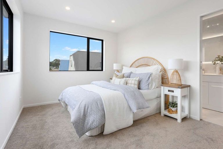 Photo of property in 18c Dana Place, Somerville, Auckland, 2014