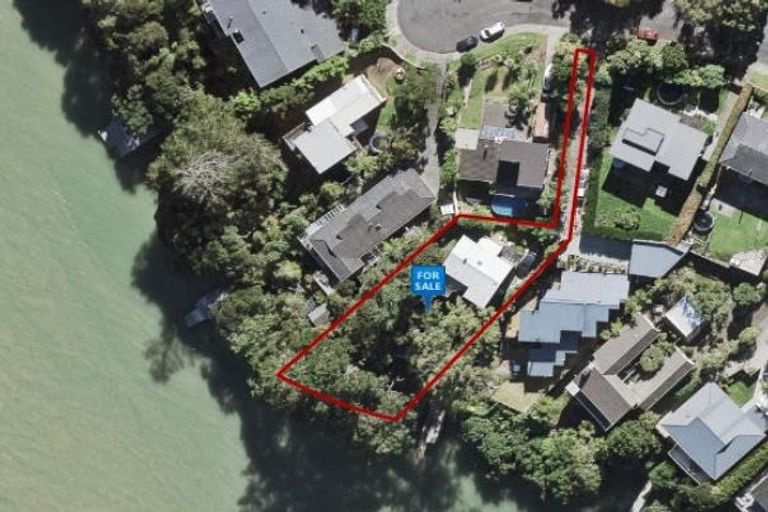 Photo of property in 124 Aeroview Drive, Beach Haven, Auckland, 0626